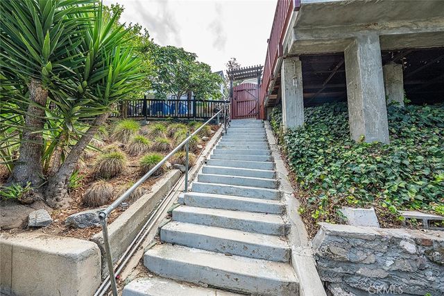 3322 Hamilton Way, Los Angeles, CA 90026