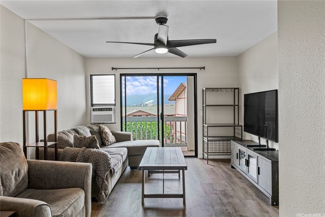 98-660 Moanalua Loop 277, Aiea, HI 96701