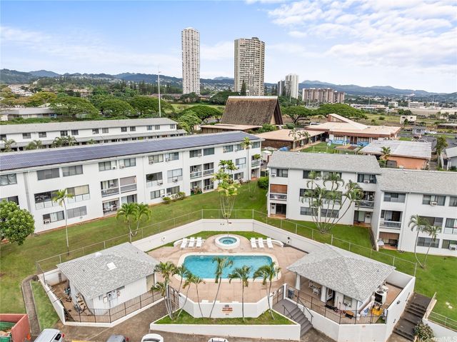 98-660 Moanalua Loop 277, Aiea, HI 96701