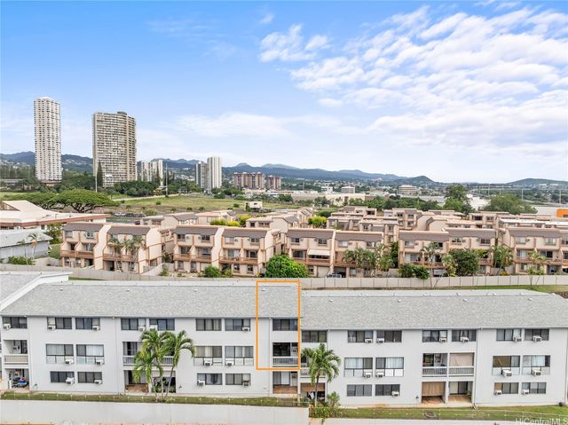 98-660 Moanalua Loop 277, Aiea, HI 96701