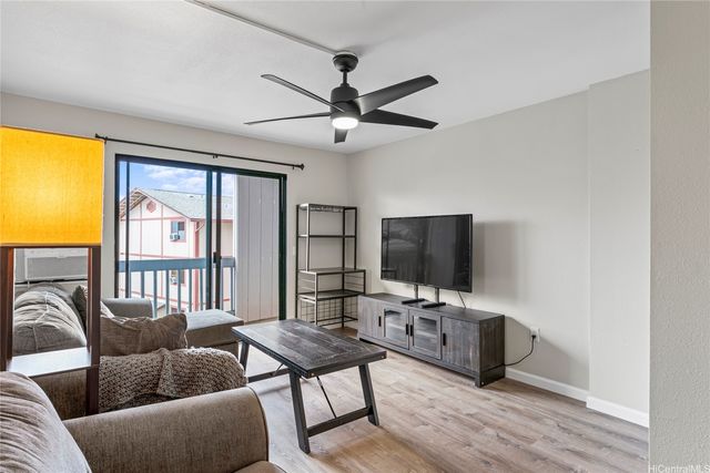 98-660 Moanalua Loop 277, Aiea, HI 96701