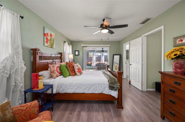 915 FAIRFAX TERRACE NW, Port Charlotte, FL 33948