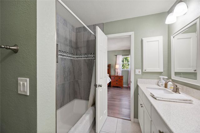 915 FAIRFAX TERRACE NW, Port Charlotte, FL 33948