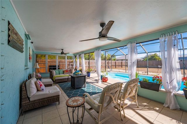 915 FAIRFAX TERRACE NW, Port Charlotte, FL 33948