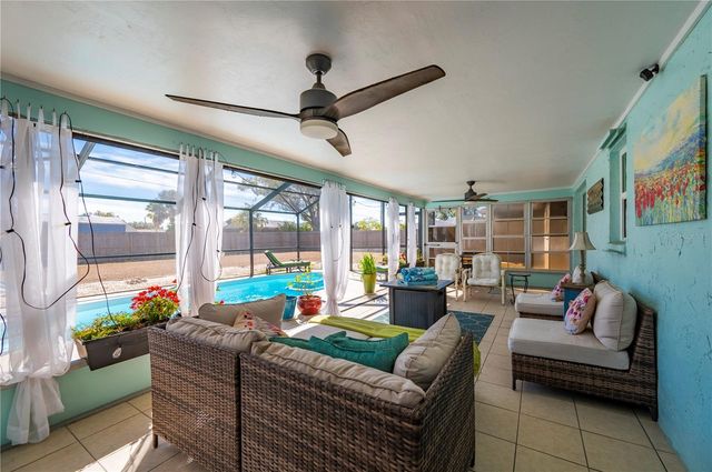 915 FAIRFAX TERRACE NW, Port Charlotte, FL 33948