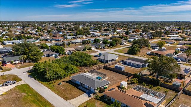 915 FAIRFAX TERRACE NW, Port Charlotte, FL 33948