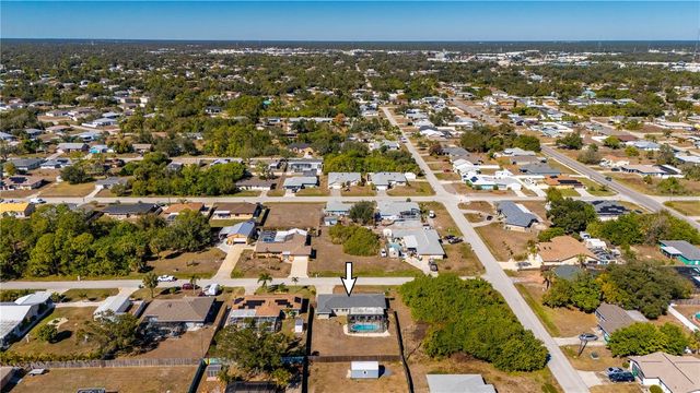 915 FAIRFAX TERRACE NW, Port Charlotte, FL 33948