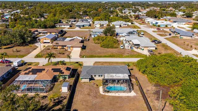 915 FAIRFAX TERRACE NW, Port Charlotte, FL 33948