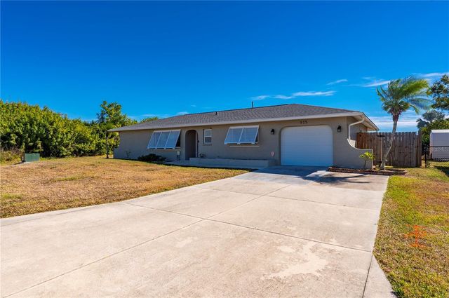 915 FAIRFAX TERRACE NW, Port Charlotte, FL 33948