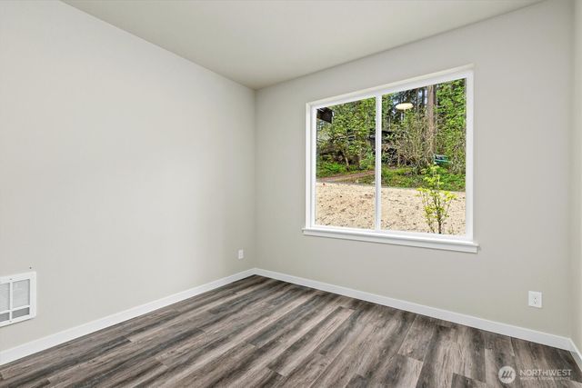 17624 Valley Lane SE, Yelm, WA 98597