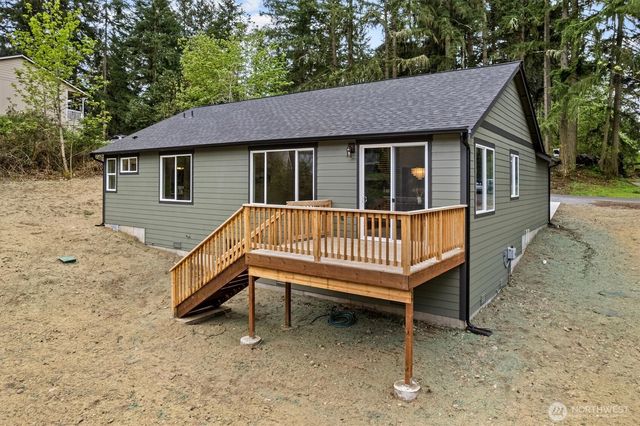 17624 Valley Lane SE, Yelm, WA 98597