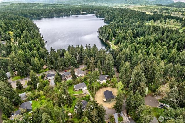 17624 Valley Lane SE, Yelm, WA 98597