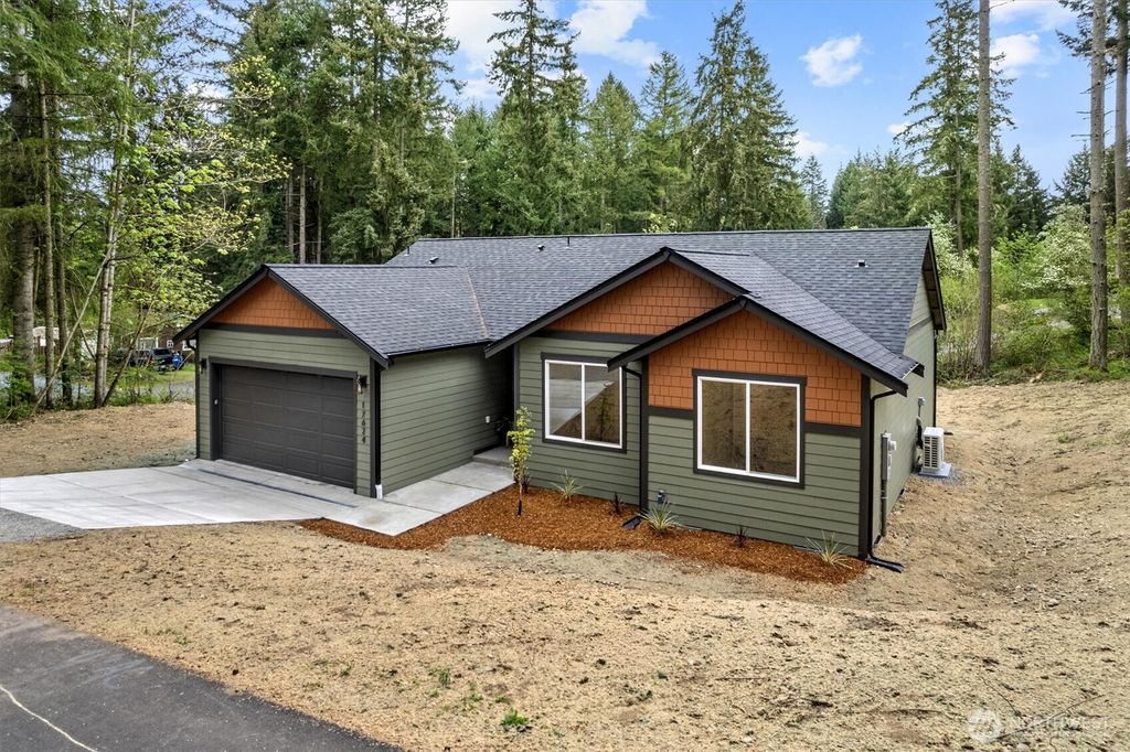 17624 Valley Lane SE, Yelm, WA 98597
