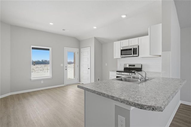 20256 W 194th Terrace, Spring Hill, KS 66083