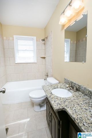 17 16TH AVENUE NE, Center Point, AL 35215