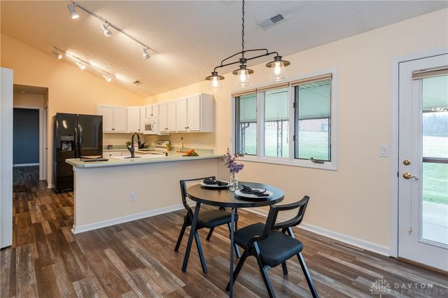 1836 Dunseth Lane, Moorefield Twp, OH 45503