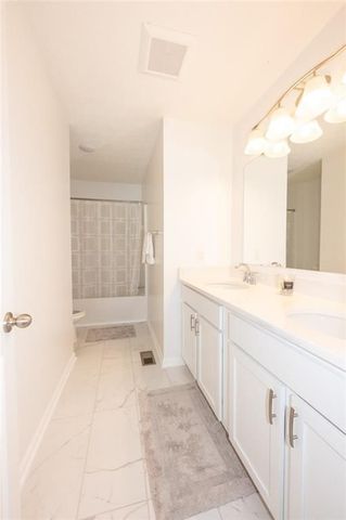 104 Chesapeake Drive, Jefferson Hills, PA 15236