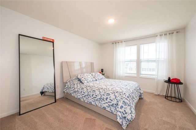 104 Chesapeake Drive, Jefferson Hills, PA 15236
