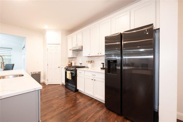 104 Chesapeake Drive, Jefferson Hills, PA 15236