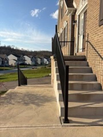 104 Chesapeake Drive, Jefferson Hills, PA 15236