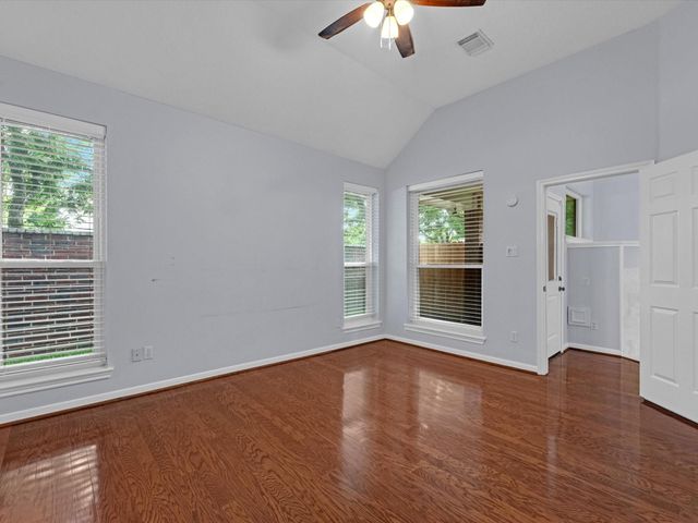36 Grants Lake Circle, Sugar Land, TX 77479