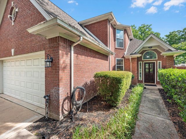 36 Grants Lake Circle, Sugar Land, TX 77479