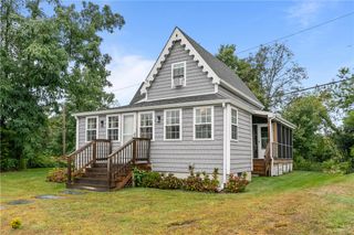 190 Railroad Avenue, Portsmouth, RI 02871