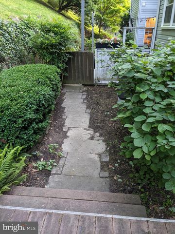 1011 LILLIES LN, Ellicott City, MD 21043