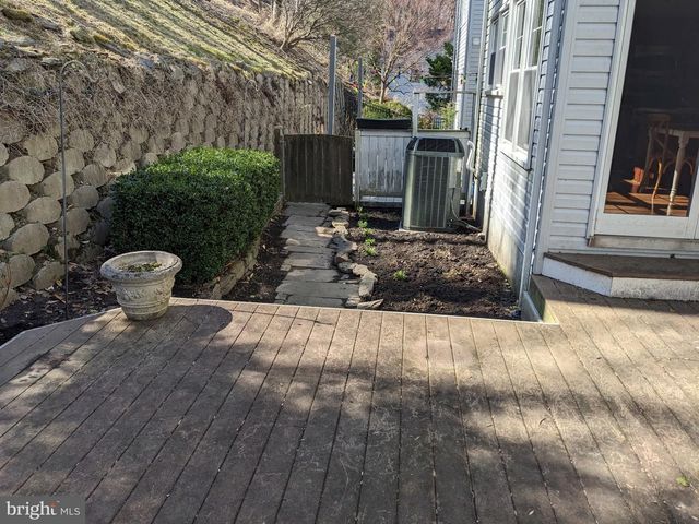 1011 LILLIES LN, Ellicott City, MD 21043