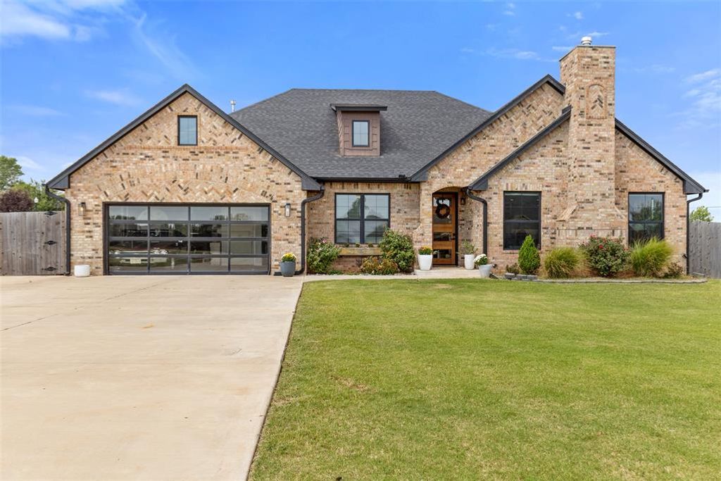5409 Heidelberg Drive, Mustang, OK 73064