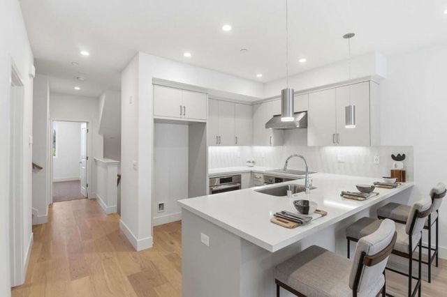 1107 Juana Court, Palo Alto, CA 94303