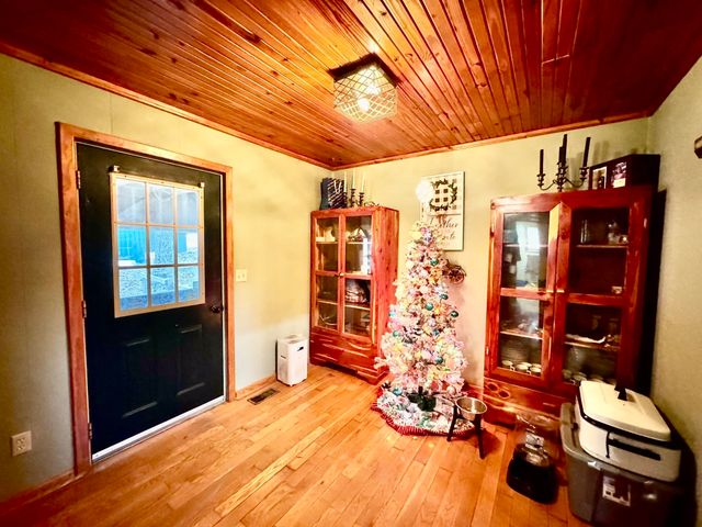 404 Bone Island Road, Melbourne, AR 72556