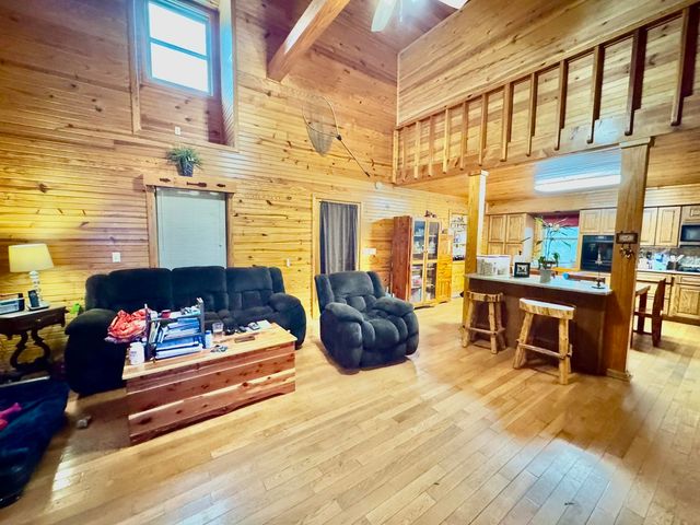 404 Bone Island Road, Melbourne, AR 72556