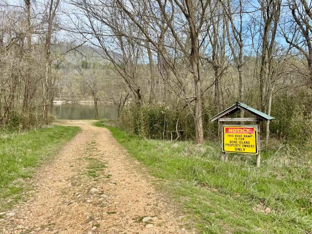 404 Bone Island Road, Melbourne, AR 72556