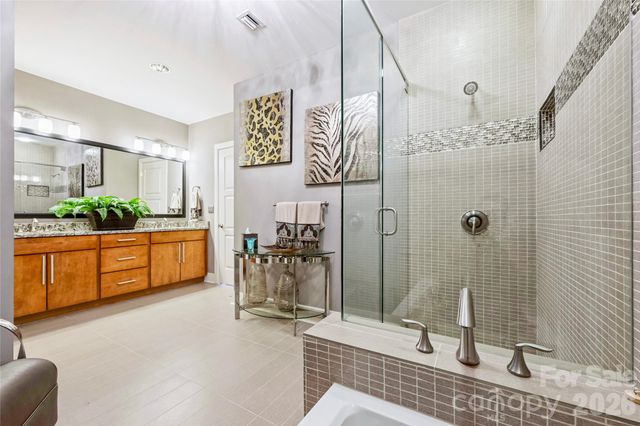 222 S Caldwell Street 1612, Charlotte, NC 28202