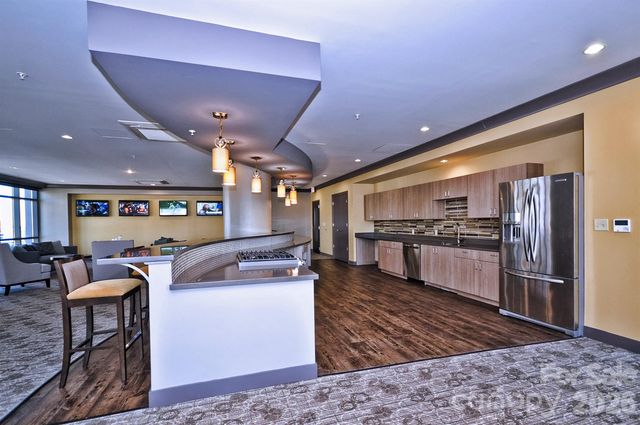 222 S Caldwell Street 1612, Charlotte, NC 28202