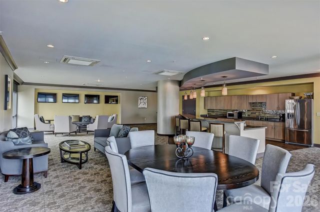 222 S Caldwell Street 1612, Charlotte, NC 28202