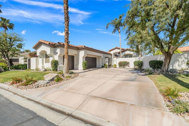 428 Tomahawk Drive, Palm Desert, CA 92211
