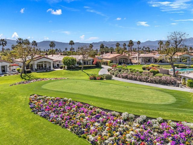 428 Tomahawk Drive, Palm Desert, CA 92211