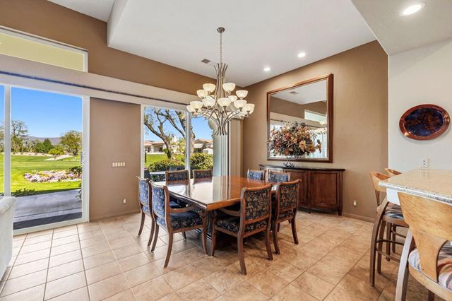 428 Tomahawk Drive, Palm Desert, CA 92211