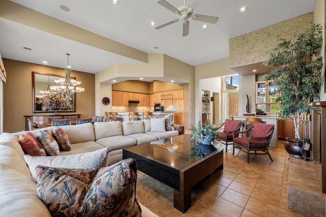 428 Tomahawk Drive, Palm Desert, CA 92211