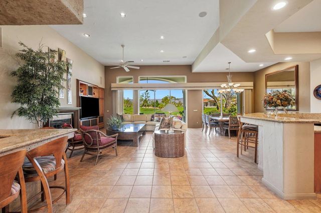 428 Tomahawk Drive, Palm Desert, CA 92211