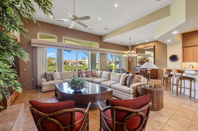 428 Tomahawk Drive, Palm Desert, CA 92211