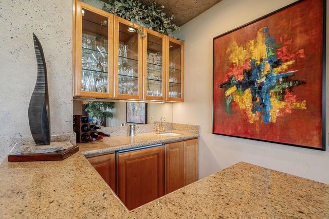 428 Tomahawk Drive, Palm Desert, CA 92211