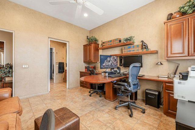 428 Tomahawk Drive, Palm Desert, CA 92211