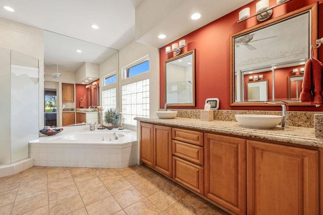 428 Tomahawk Drive, Palm Desert, CA 92211