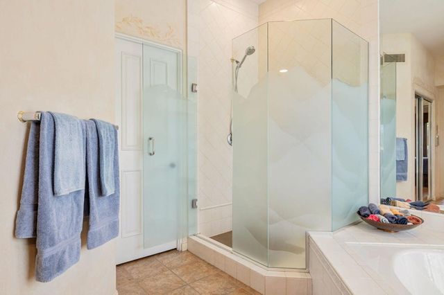 428 Tomahawk Drive, Palm Desert, CA 92211