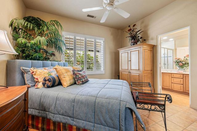 428 Tomahawk Drive, Palm Desert, CA 92211