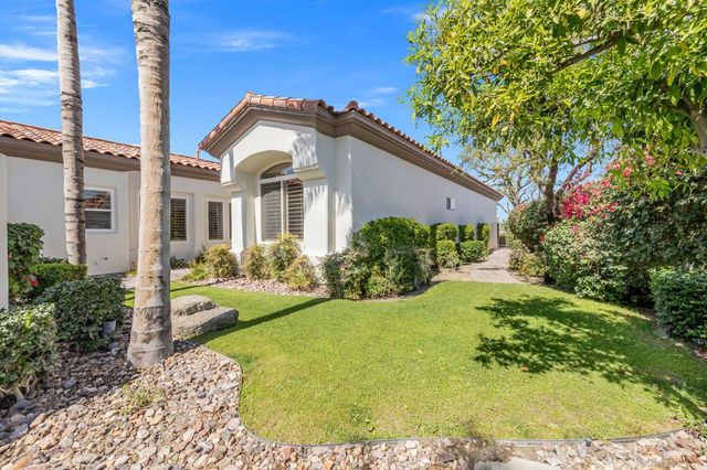 428 Tomahawk Drive, Palm Desert, CA 92211