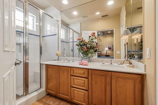 428 Tomahawk Drive, Palm Desert, CA 92211